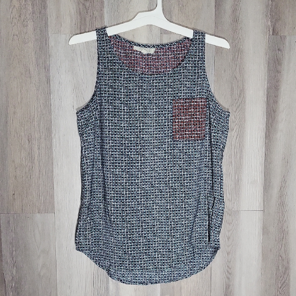 🛍Olive & Oak Womens Medium Sleeveless Top Blouse Squares Geometric Lightweight